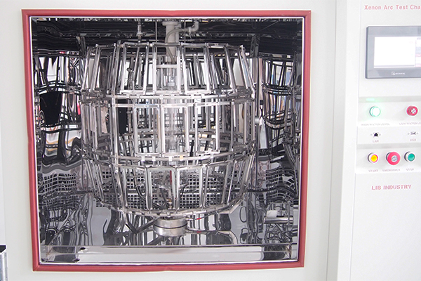 xenon_arc_chamber15.jpg xenon_arc_chamber15.jpg