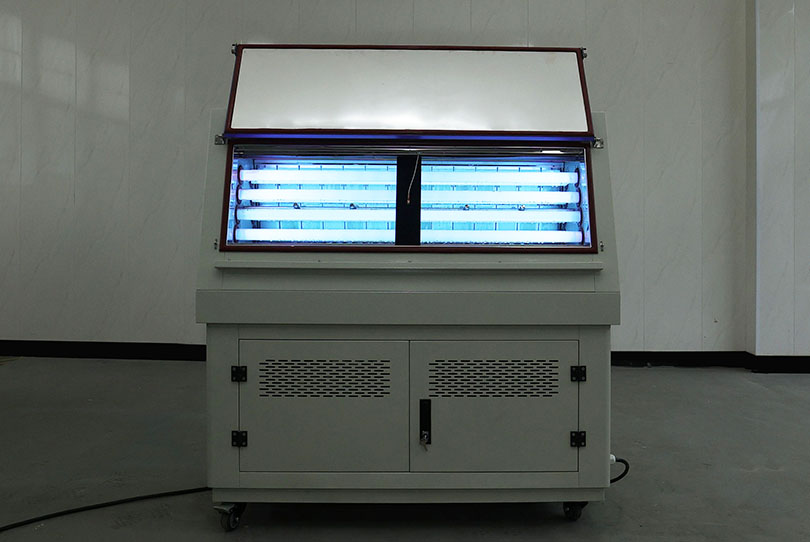 UVA_aging_machine14.jpg UVA_aging_machine14.jpg