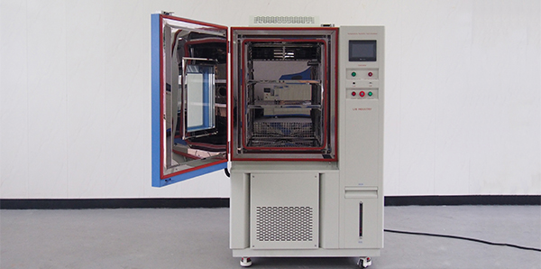 Ottimizzazione dei tuoi Test ambientali con le versatili camere di prova della temperatura e dell'umidità di LIB