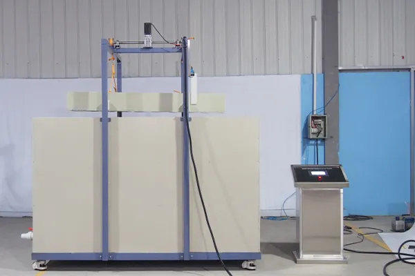 L'industria LIB fornisce una camera di prova ad immersione IPX7 personalizzata per pannelli fotovoltaici